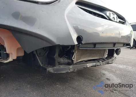 2013 Hyundai Accent Gls z USA, uszkodzony, nr VIN KMHCT4AE3DU400487